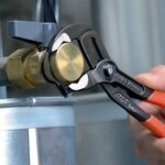 Wasserpumpenzange Cobra® L.180mm Spann-W.36mm pol.Ku.-Überzug KNIPEX