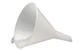 Trichter D.100/12mm H.126mm HD-Polyethylen natur HÜNERSDORFF - VPE: 12