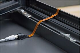Wasserdichte SAT-Fensterdurchführung, extrem flach (0,3 mm), 0.5m- VPE: 1