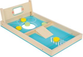 small foot  Cornhole und Sling Puck Spiel