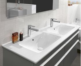 V&B Schrank-Doppelwaschtisch VENTICELLO 1300x500mm, mit ÜL we