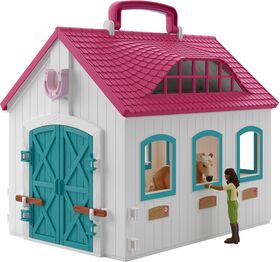 Offenstall Kleines Hufeisen