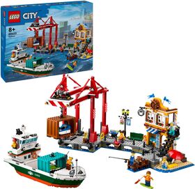 City Hafen mit Frachtschiff