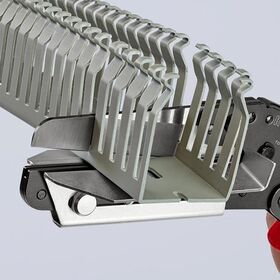 Kunststoffschere max.4mm Kabelkanälen KNIPEX