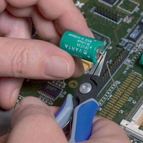 Präzisions-Elektronik-Flachzange Gesamt-L.135mm flachbreite Backen pol.Form 1